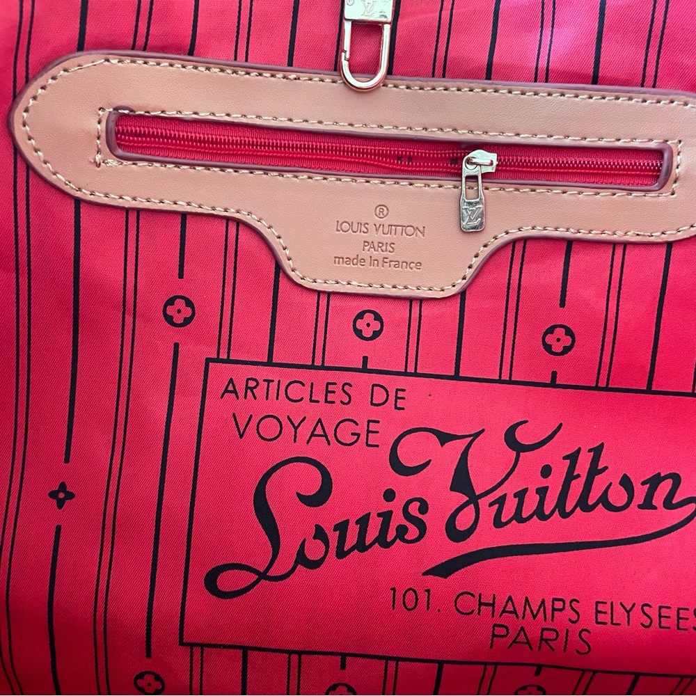 Handbag - Picture 3 of 4